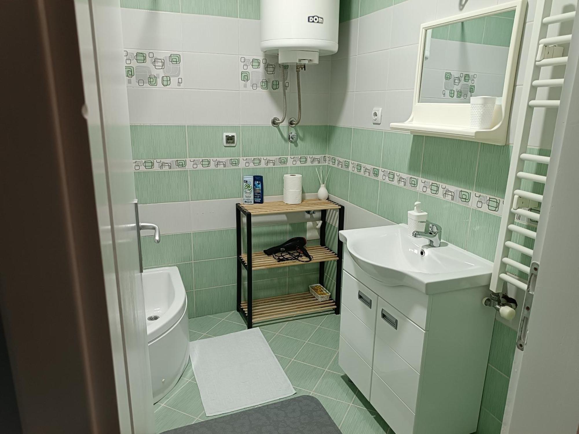 Jela Apartment Borca